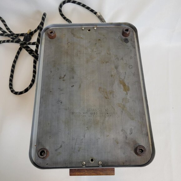 VTG MCM HEATMASTER Waffle Sandwich Maker Tested Made in USA Tested Working Sears - Picture 6 of 8